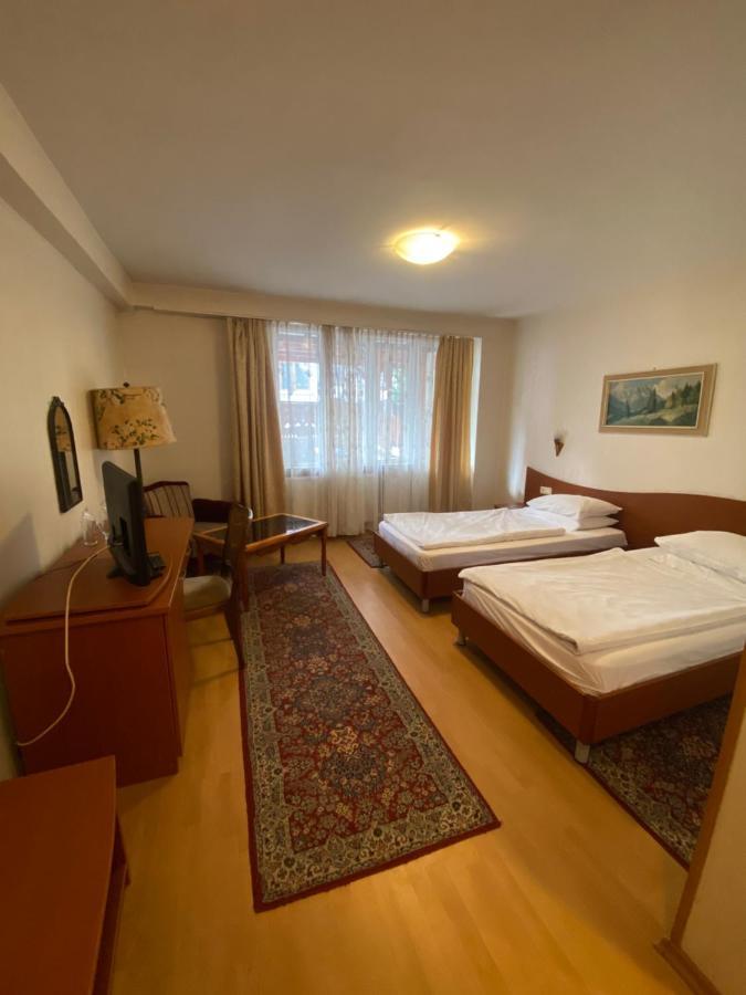 Family Hotel Zdravets Szófia Szoba fotó